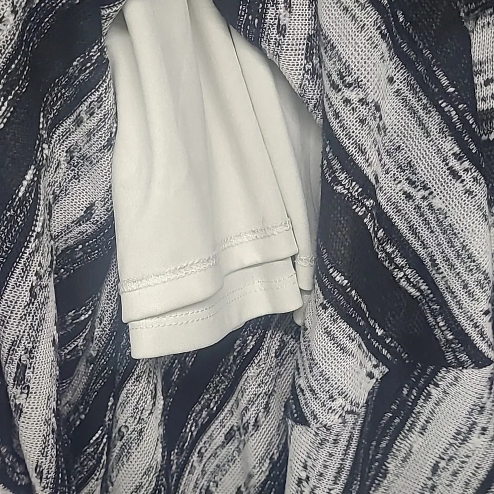 New Directions Plus Size 2X Black White Asymmetrical Maxi Skirt Knit Stretch